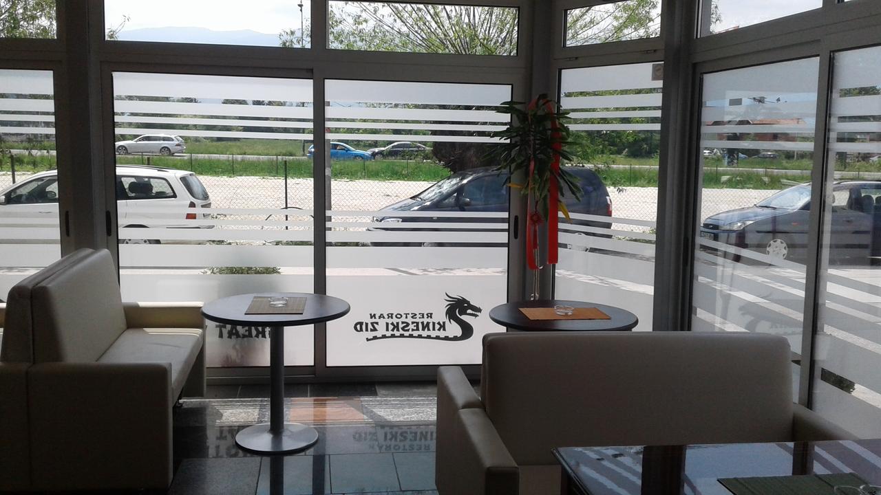 Hotel & Restaurant Great Wall - Airport Szarajevó Kültér fotó
